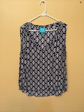 escapada Navy & White Geometric V-Neck Sleeveless Top